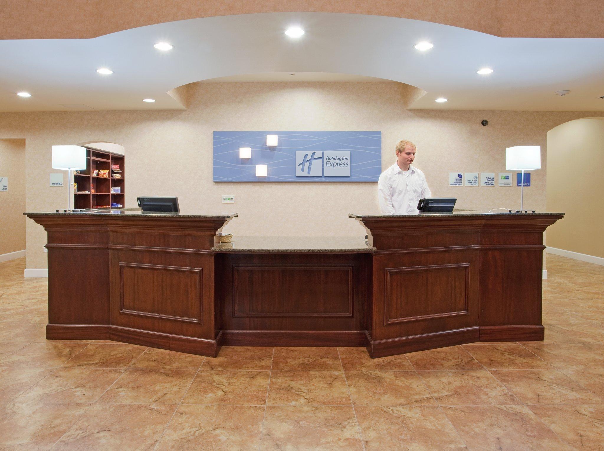 Holiday Inn Express Lodi By Ihg Eksteriør billede
