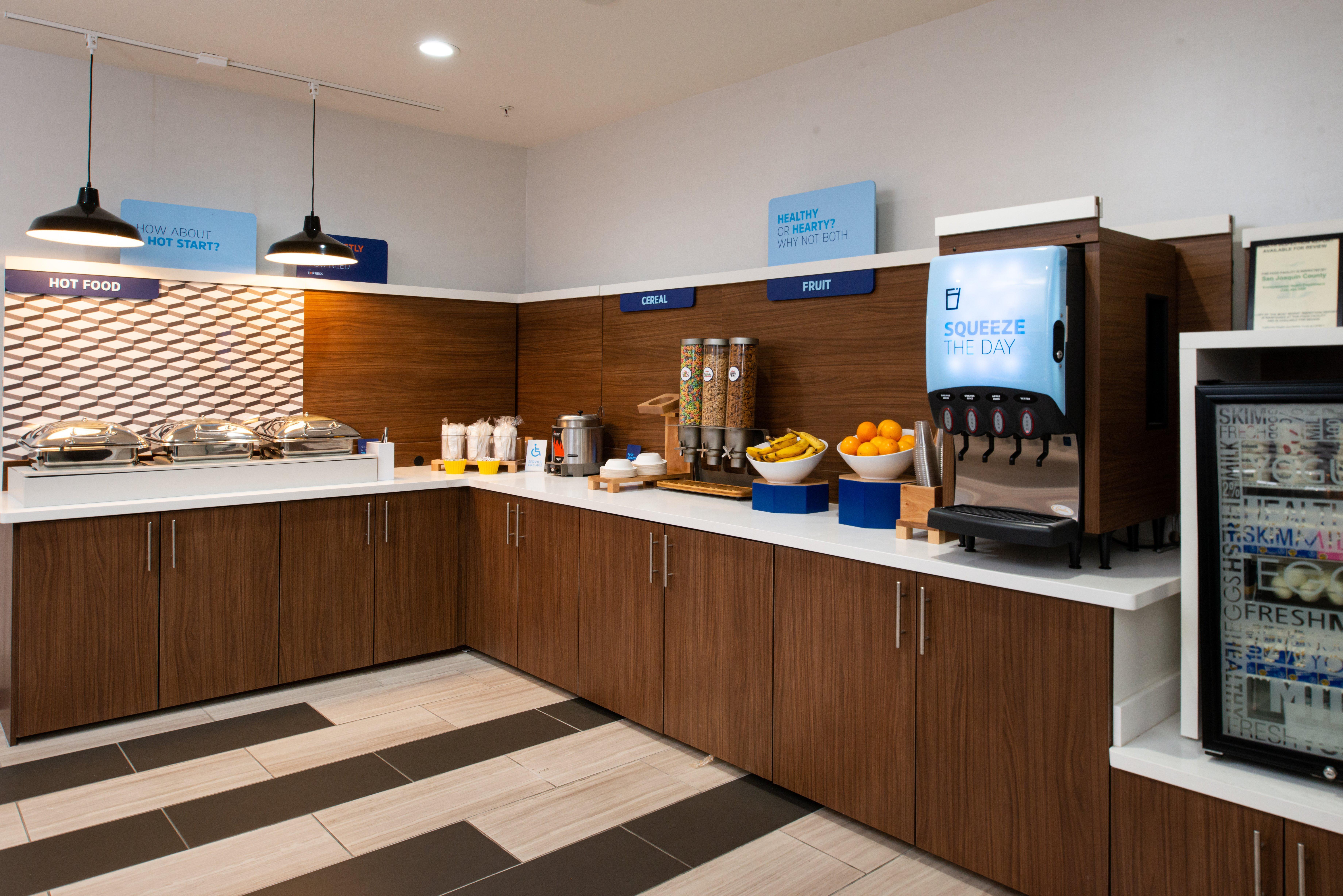 Holiday Inn Express Lodi By Ihg Eksteriør billede
